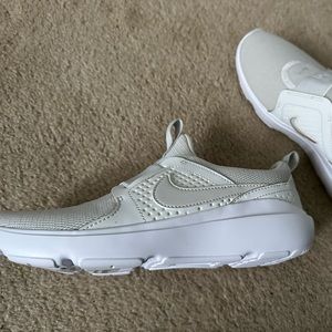 White slip on Nike